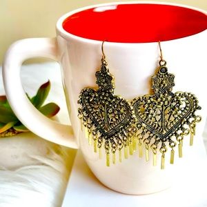 NWOT Gold Heart Spade Dangle Earrings Boho Gypsy Indian Latin
